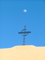 Faithful To The Moon